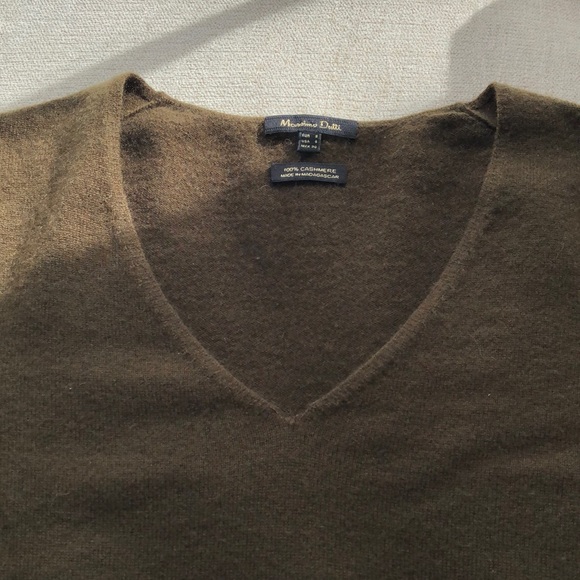 Massimo Dutti 100% Cashmere Sweater - Picture 2 of 5